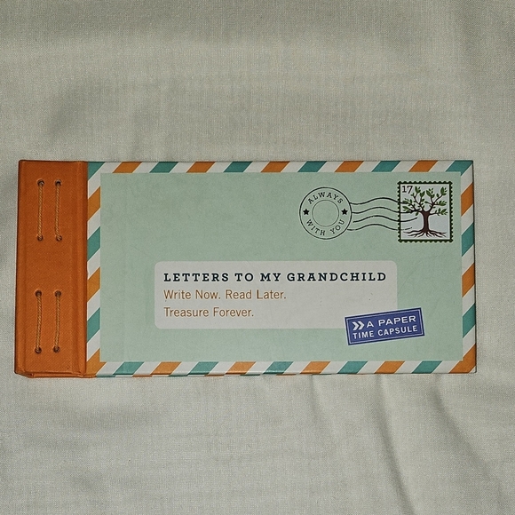 Letters to My Grandchild Book Timecapsule - Picture 1 of 15